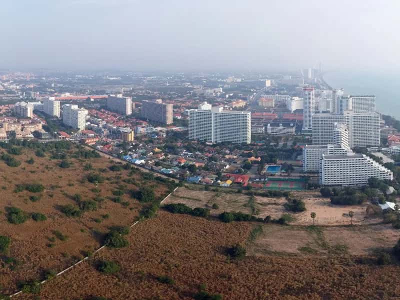Sewa motosikal di Dongtan Beach, Jomtien