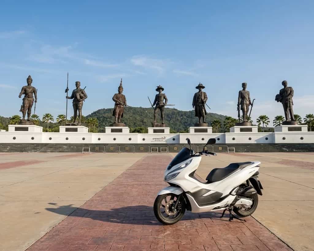 Honda PCX scooter at the Rajabhakti Park King Statues in Hua Hin, Thailand: Byklo motorbike rental