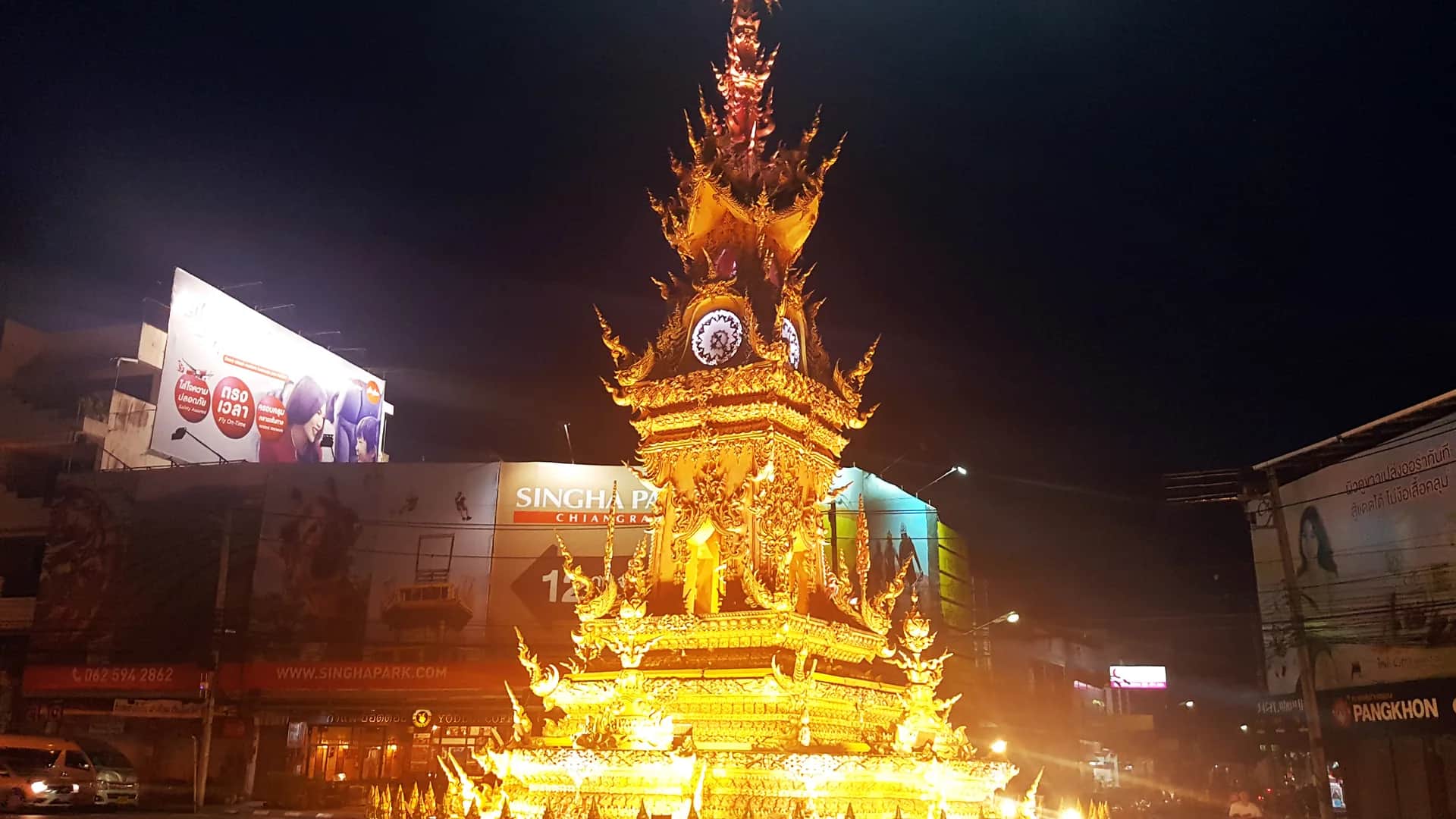 清莱，泰国的Hor Nalika (Chiang Rai Clock Tower) on the Banphaprakan and Jet Yot roundabout
